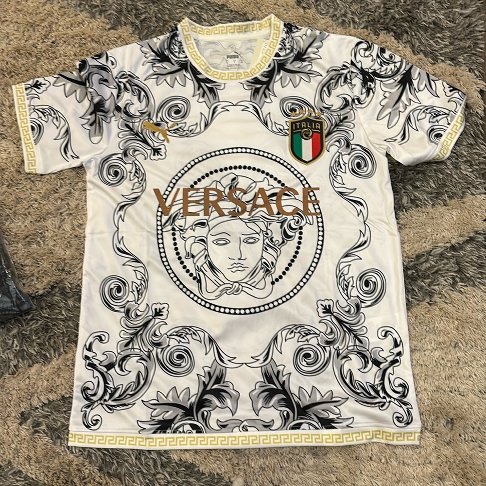 White Mens Italy soccer jersey